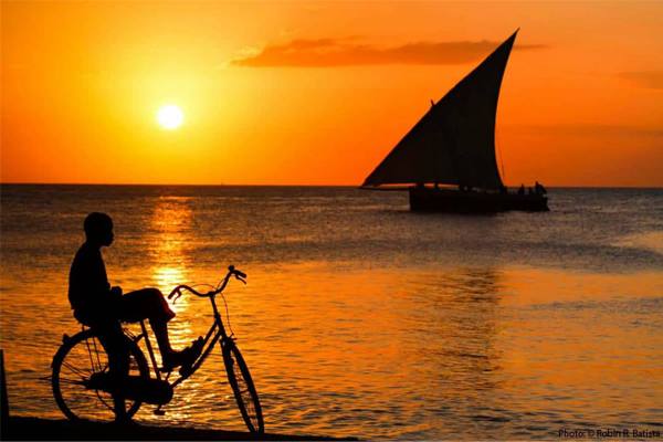 Kendwa Beach Sunset Cruise